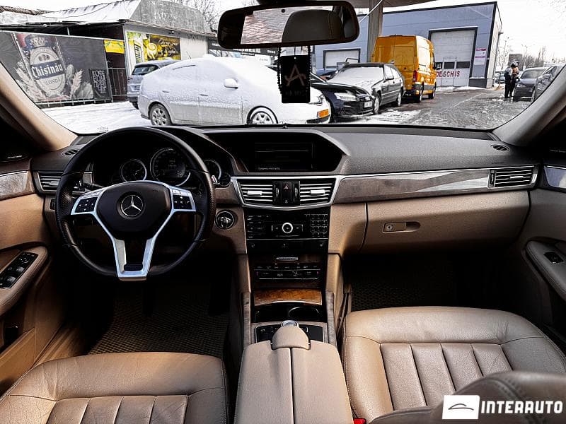 2009 Mercedes E 350 — Miniatură 6