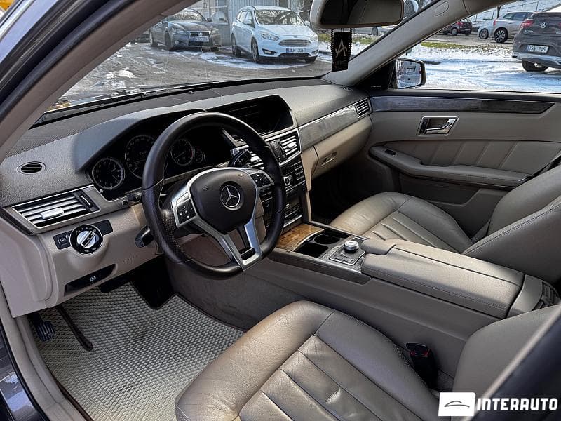 2009 Mercedes E 350 — Miniatură 7