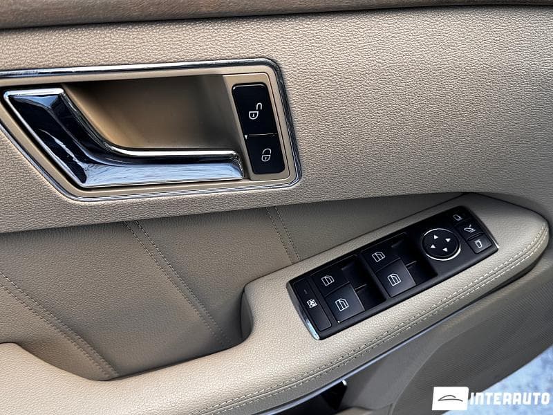 2009 Mercedes E 350 — Miniatură 15