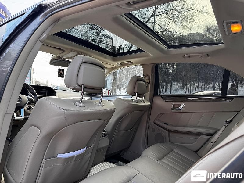 2009 Mercedes E 350 — Miniatură 17