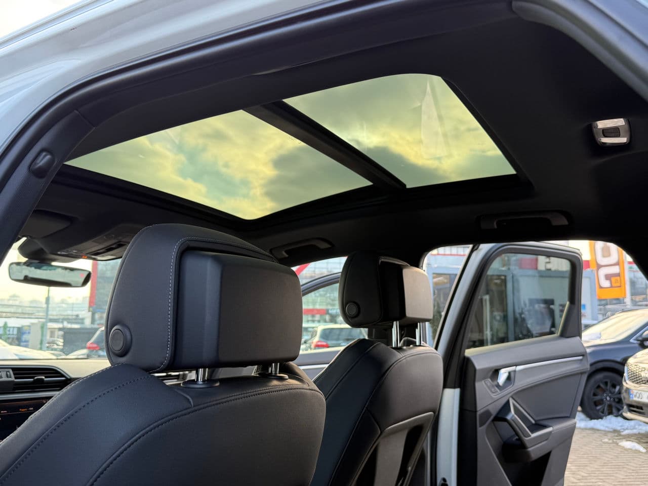 2019 Audi Q3 — Miniatură 15