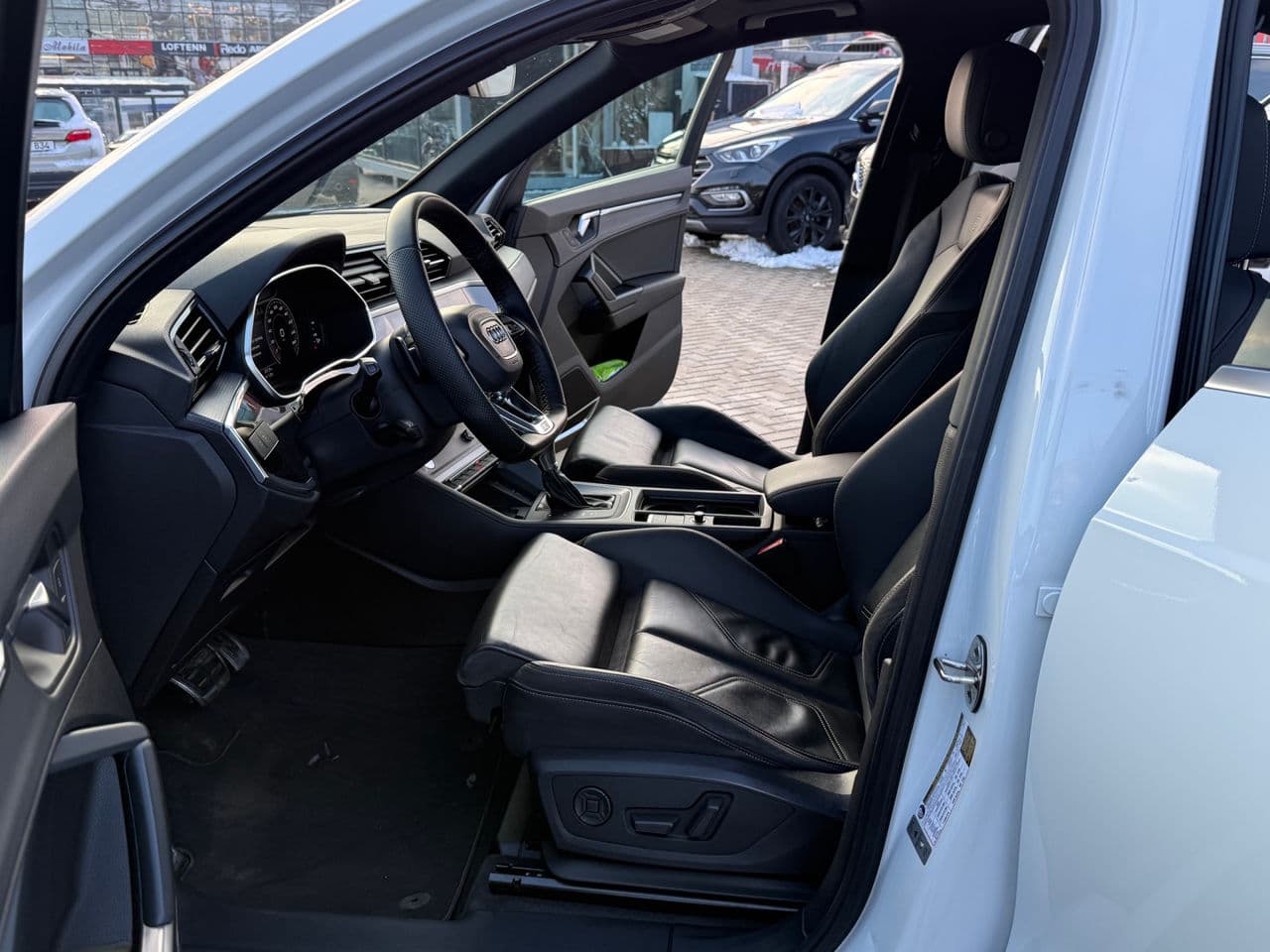 2019 Audi Q3 — Miniatură 5