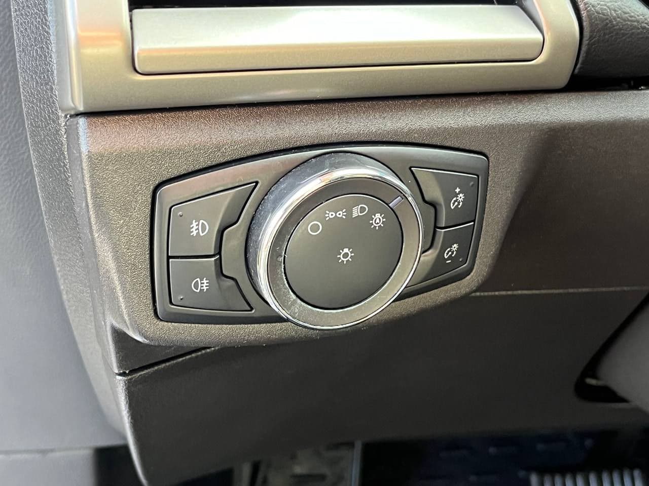 2018 Ford Mondeo — Miniatură 14