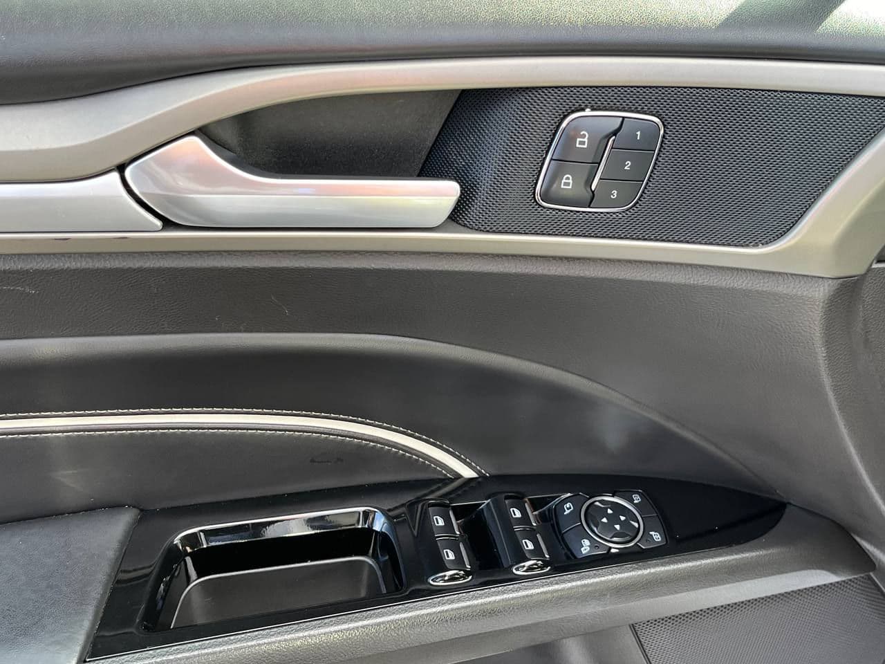 2018 Ford Mondeo — Miniatură 15