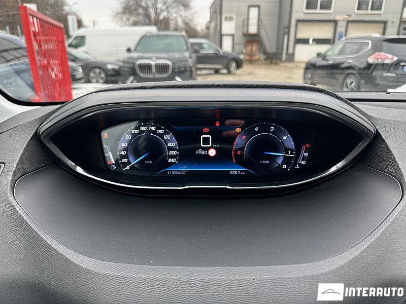 Peugeot 5008 2020 — Миниатюра 9