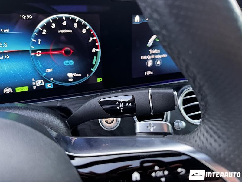 2020 Mercedes E 300e — Miniatură 24
