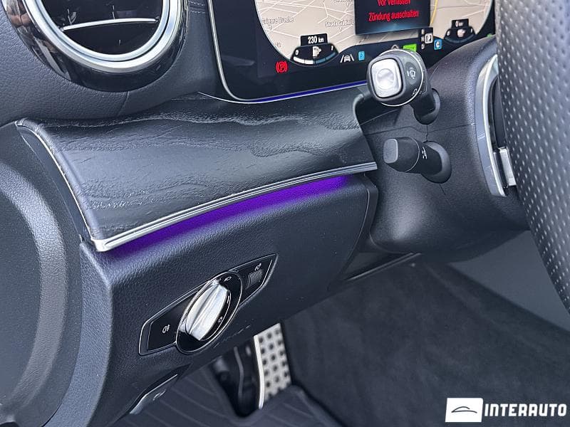 2020 Mercedes E 300e — Miniatură 26
