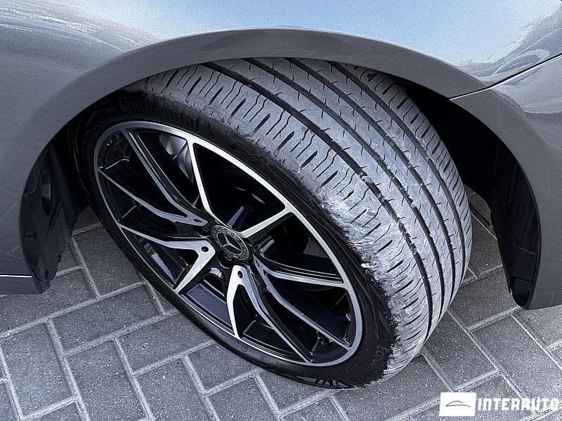 2020 Mercedes E 300e — Miniatură 20