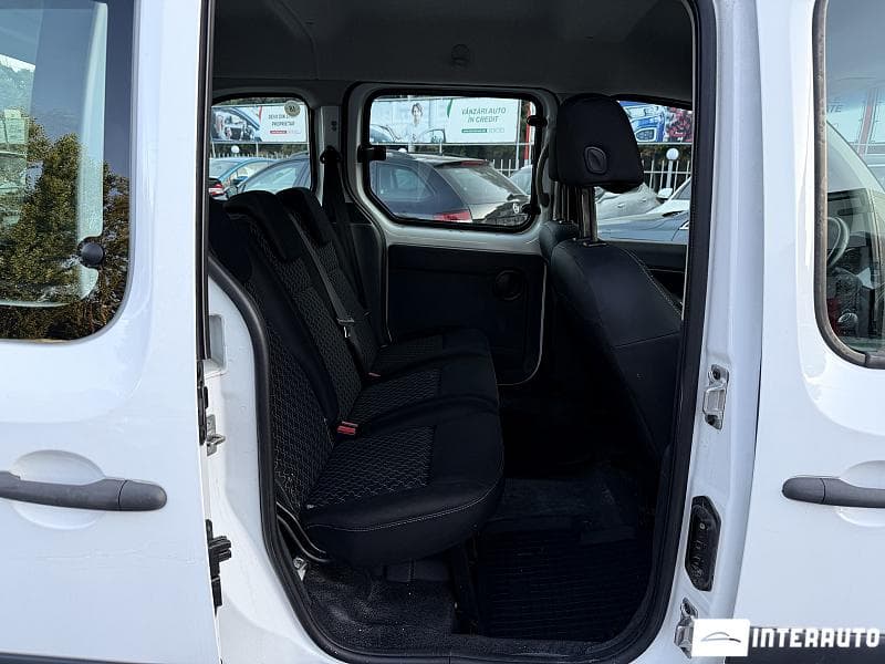2015 Renault Kangoo — Miniatură 12