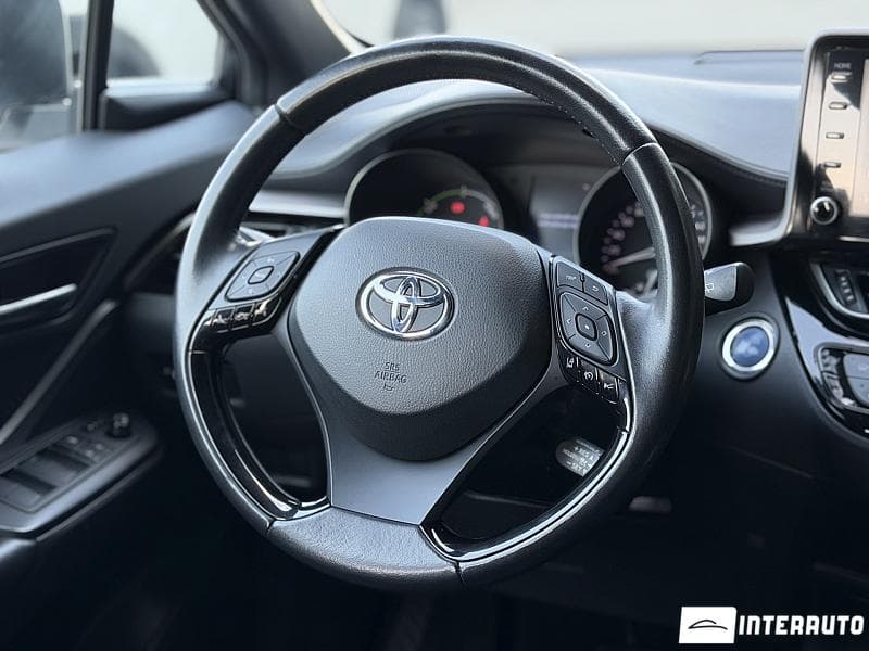 2021 Toyota C-HR — Miniatură 11