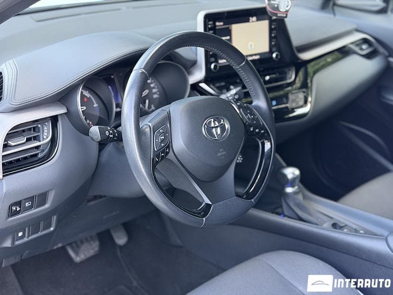 2021 Toyota C-HR — Miniatură 9