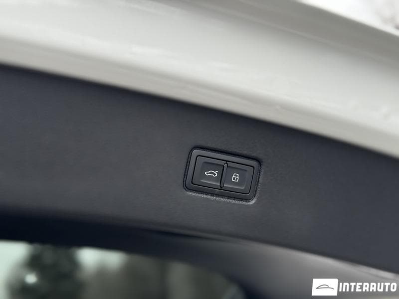 Audi Q7 2024 — Миниатюра 23