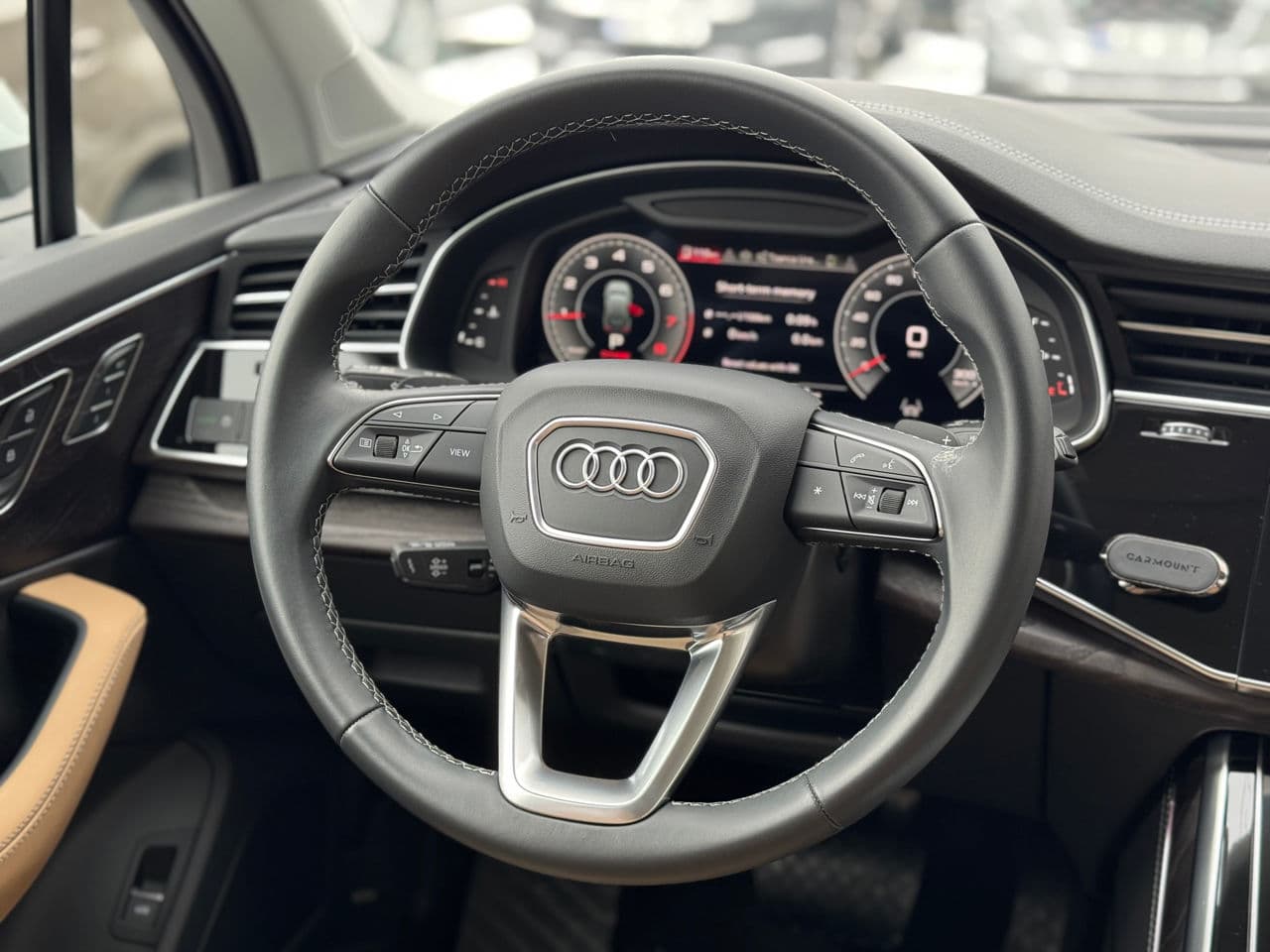 Audi Q7 2024 — Миниатюра 11