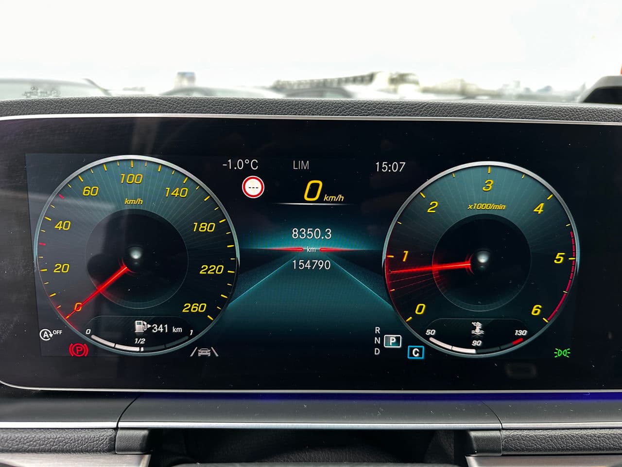 Mercedes GLE 300d 2019 — Миниатюра 8