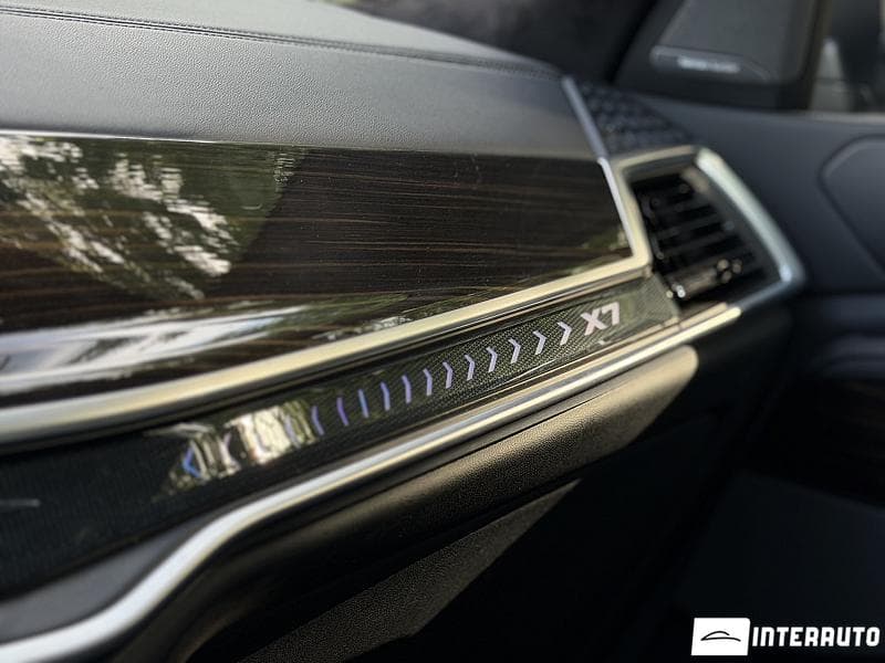 2024 BMW X7 4.0i — Miniatură 21