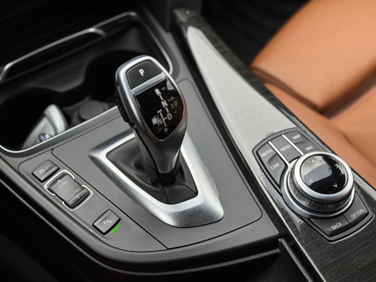 2013 BMW 328 — Miniatură 15