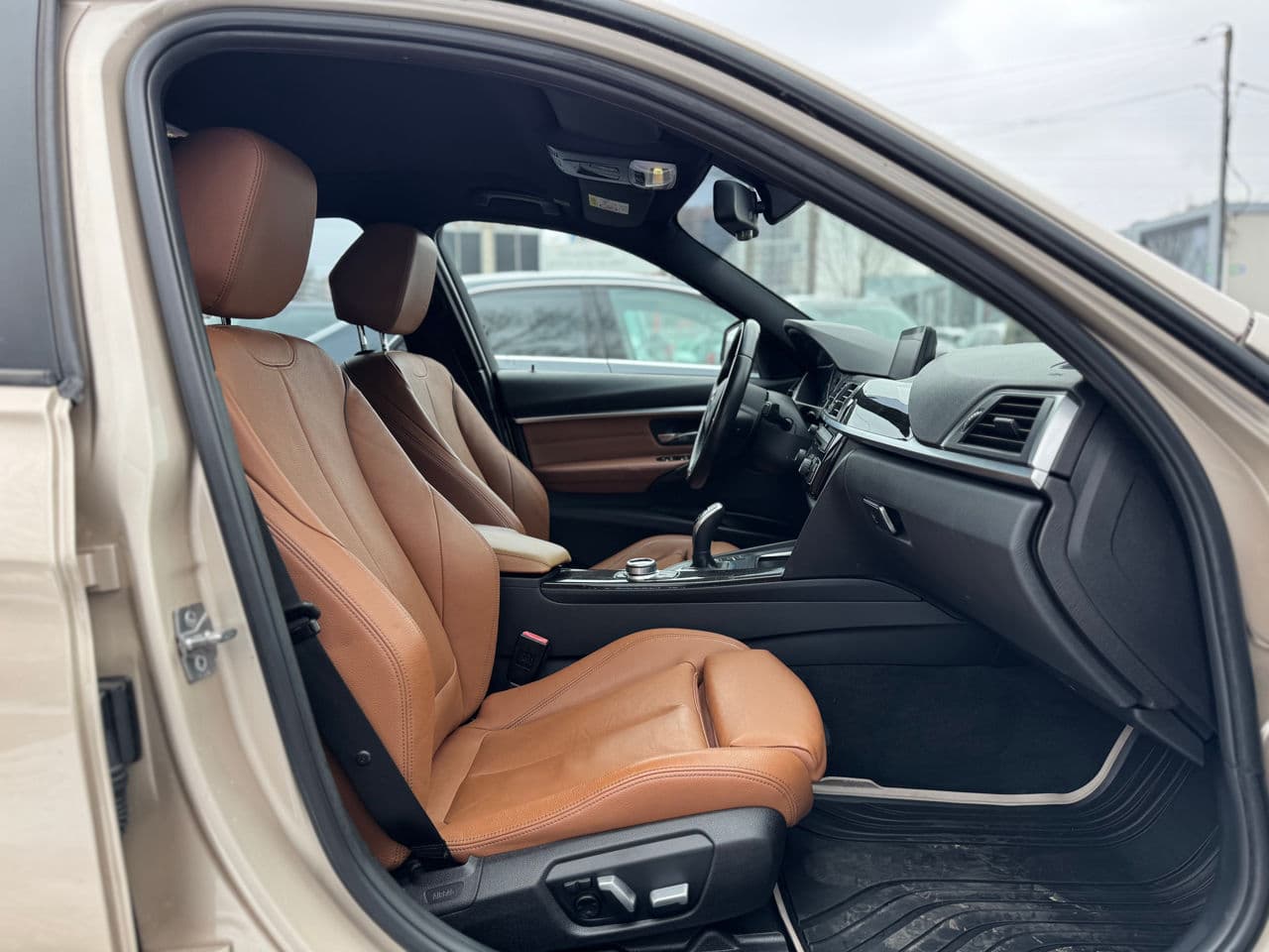 2013 BMW 328 — Miniatură 16