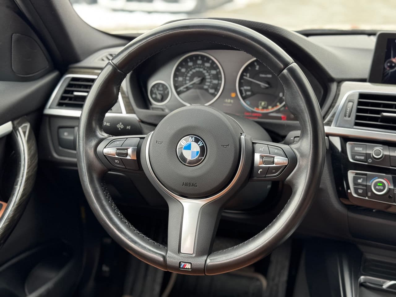2013 BMW 328 — Miniatură 10