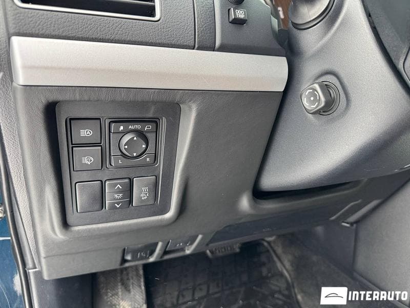 2018 Toyota Land Cruiser Prado — Miniatură 16