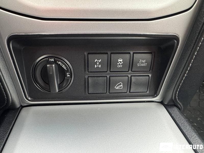2018 Toyota Land Cruiser Prado — Miniatură 18