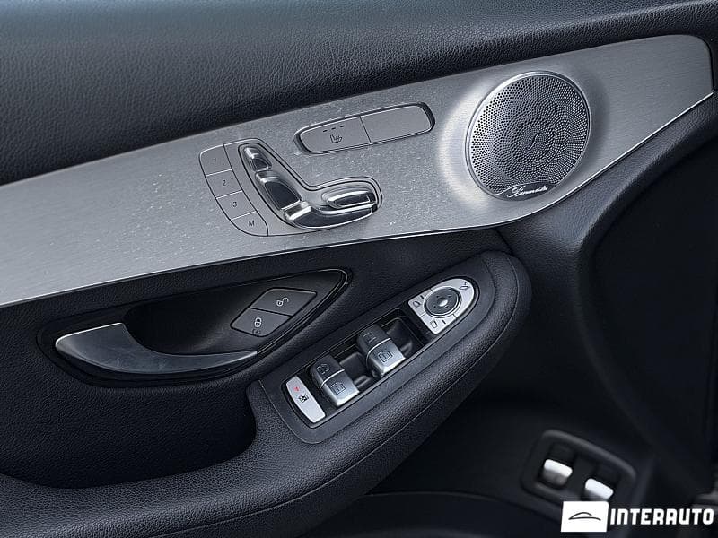 2019 Mercedes GLC 350e — Miniatură 9