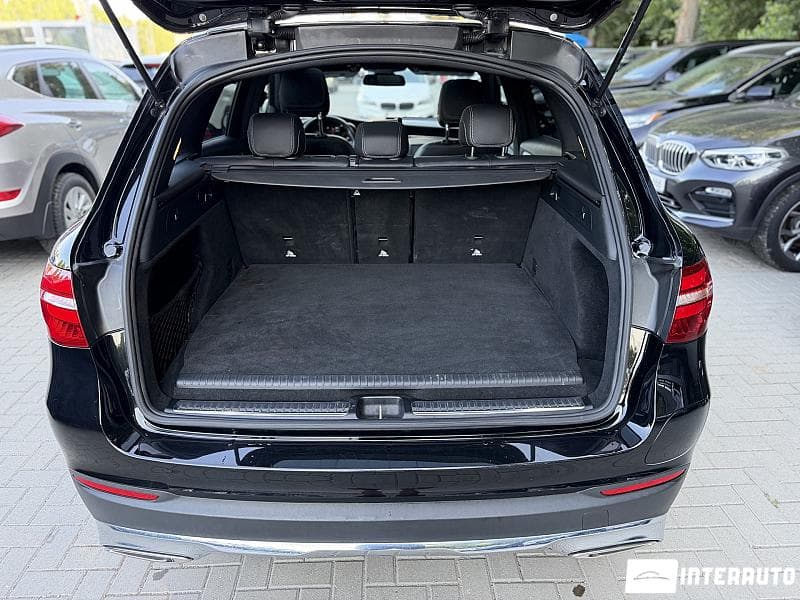 2019 Mercedes GLC 350e — Miniatură 5