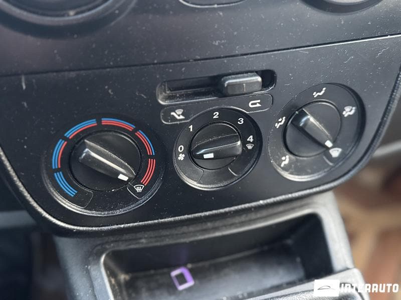 2013 Fiat Fiorino — Miniatură 11