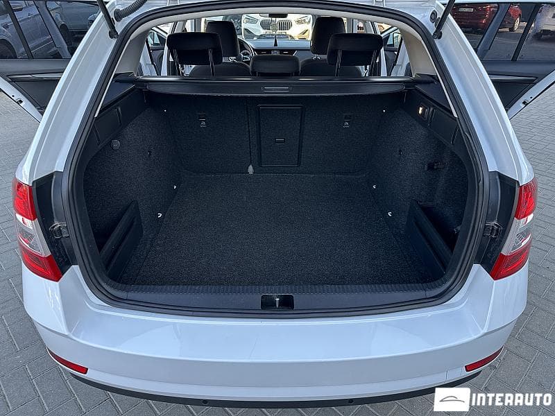 2017 Skoda Octavia — Miniatură 19
