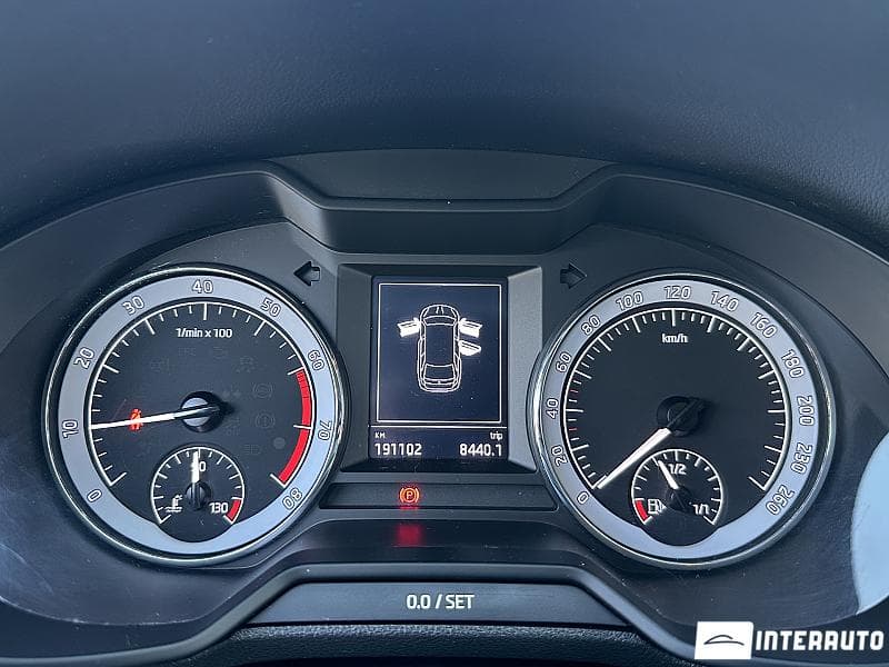 2017 Skoda Octavia — Miniatură 8