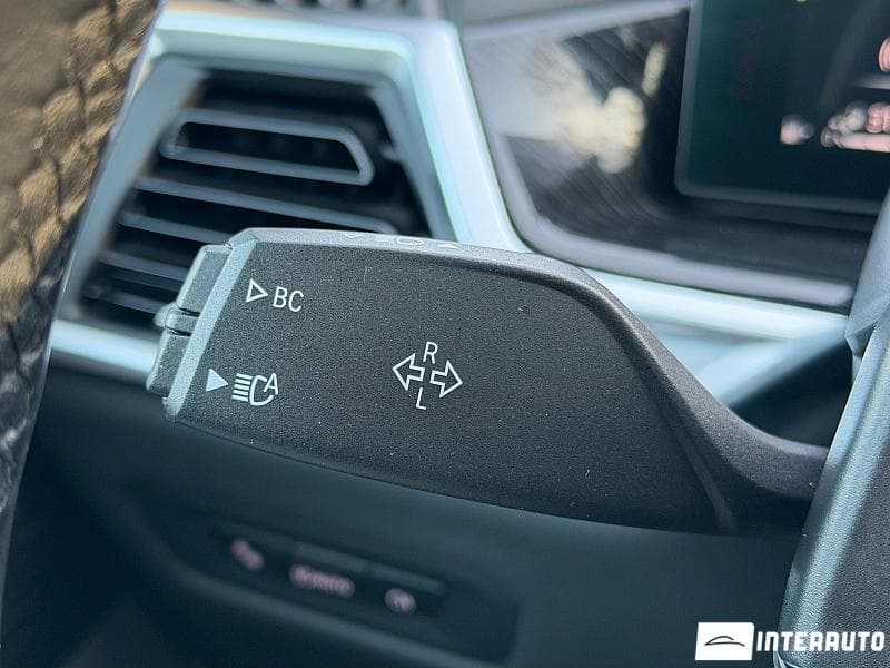 2023 BMW X5 5.0e — Miniatură 15