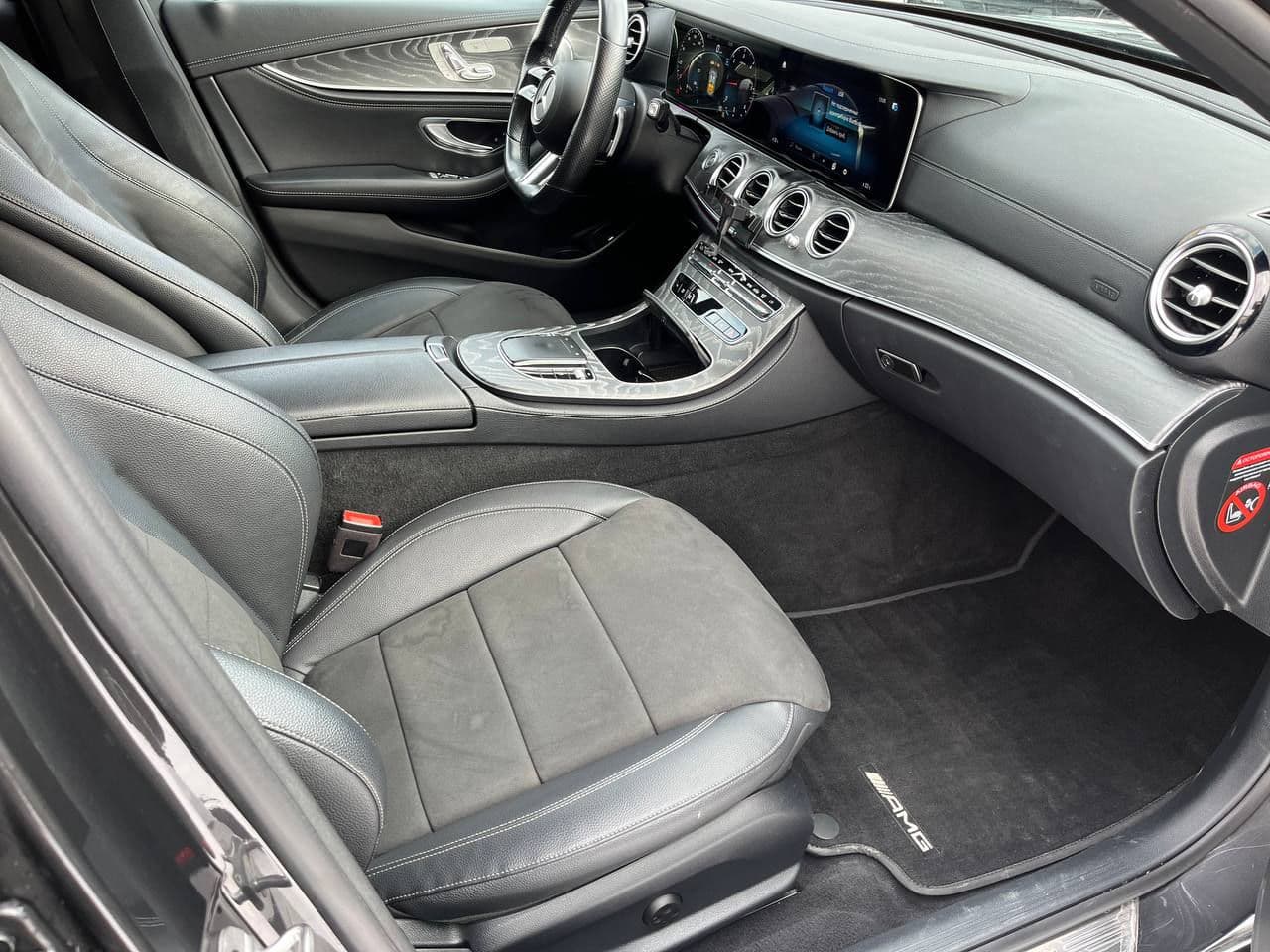 2020 Mercedes E 220 — Miniatură 8