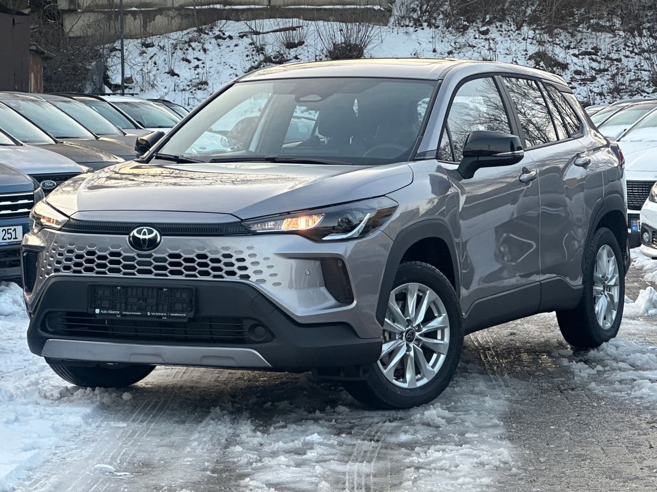2026 Toyota Corolla Cross — Miniatură 2