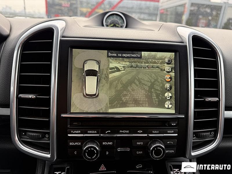 2016 Porsche Cayenne S Hybrid — Miniatură 10