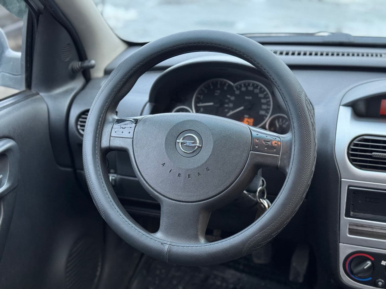 2005 Opel Corsa — Miniatură 9