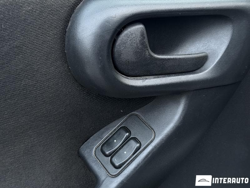 2005 Opel Corsa — Miniatură 6