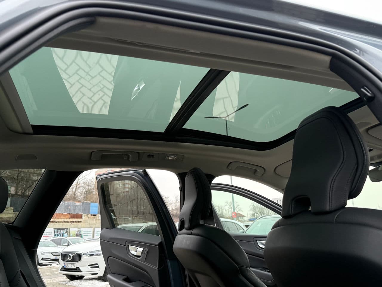Volvo XC 60 2023 — Миниатюра 16