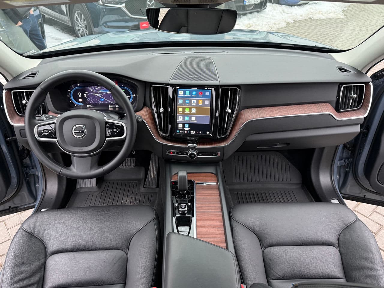 Volvo XC 60 2023 — Миниатюра 6