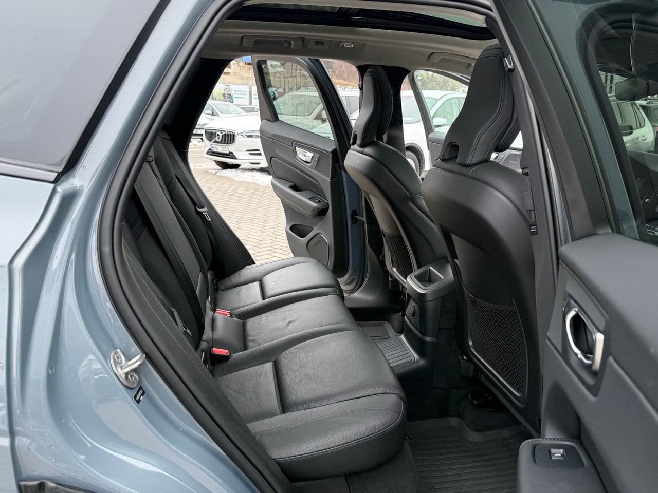 Volvo XC 60 2023 — Миниатюра 17
