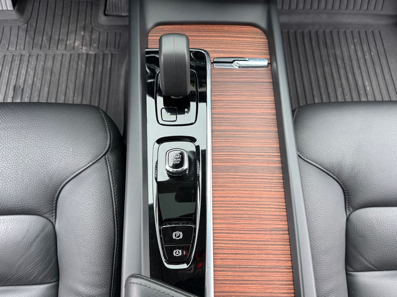 Volvo XC 60 2023 — Миниатюра 14