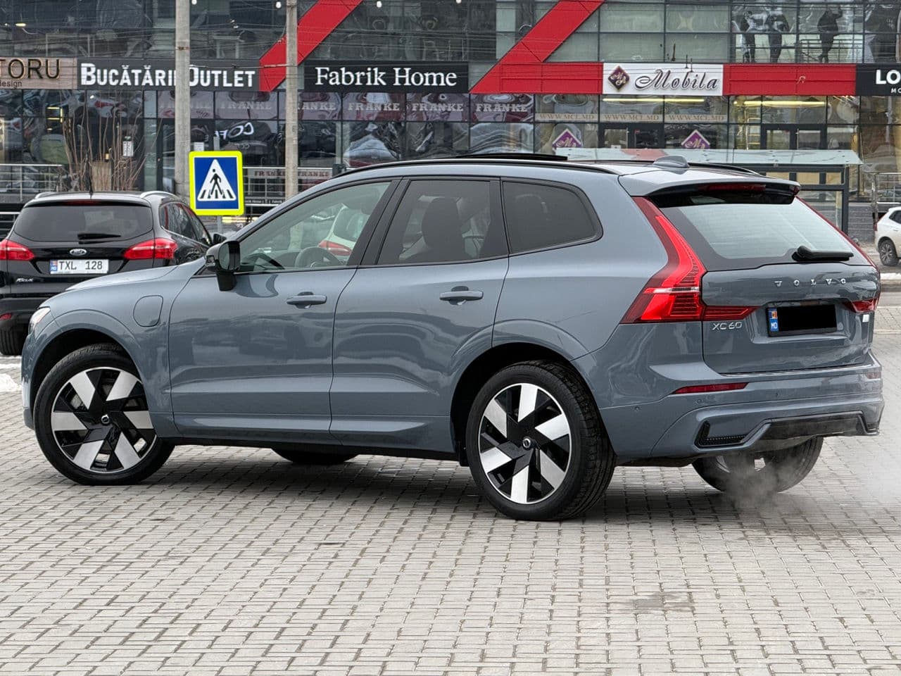 Volvo XC 60 2023 — Миниатюра 4