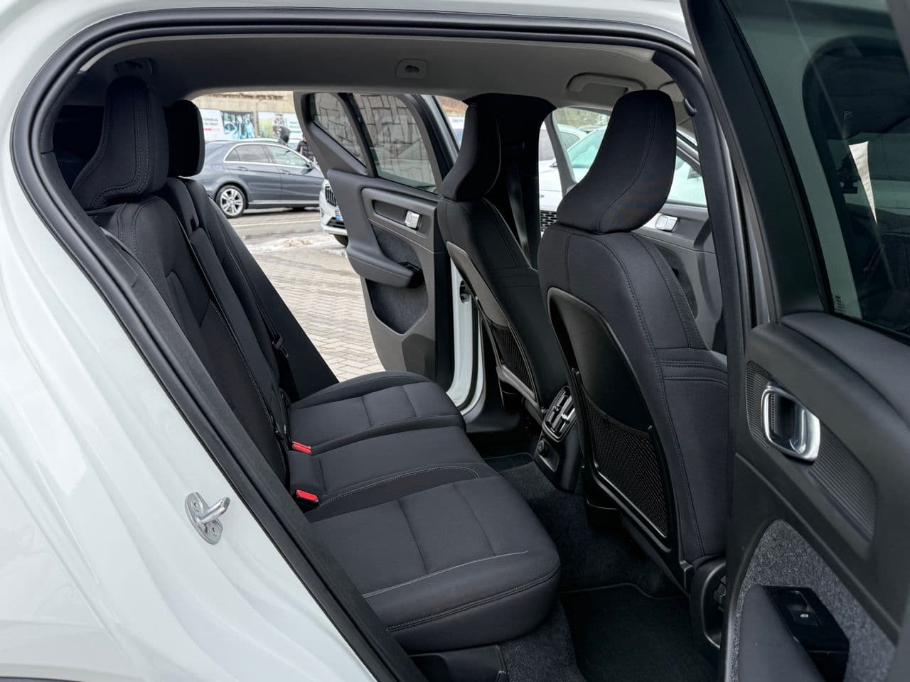 Volvo XC 40 2021 — Миниатюра 16