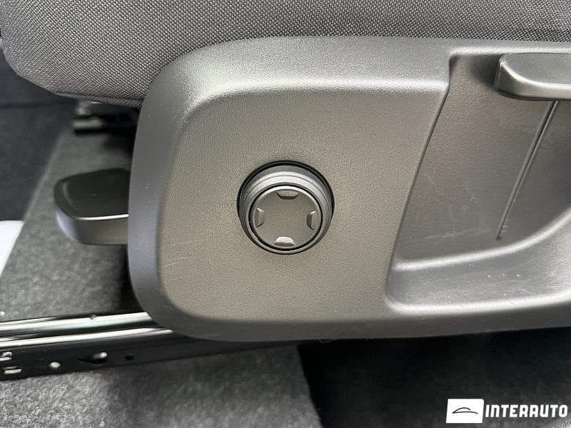 Volvo XC 40 2021 — Миниатюра 22