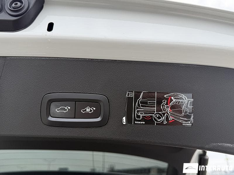 Volvo XC 40 2021 — Миниатюра 24