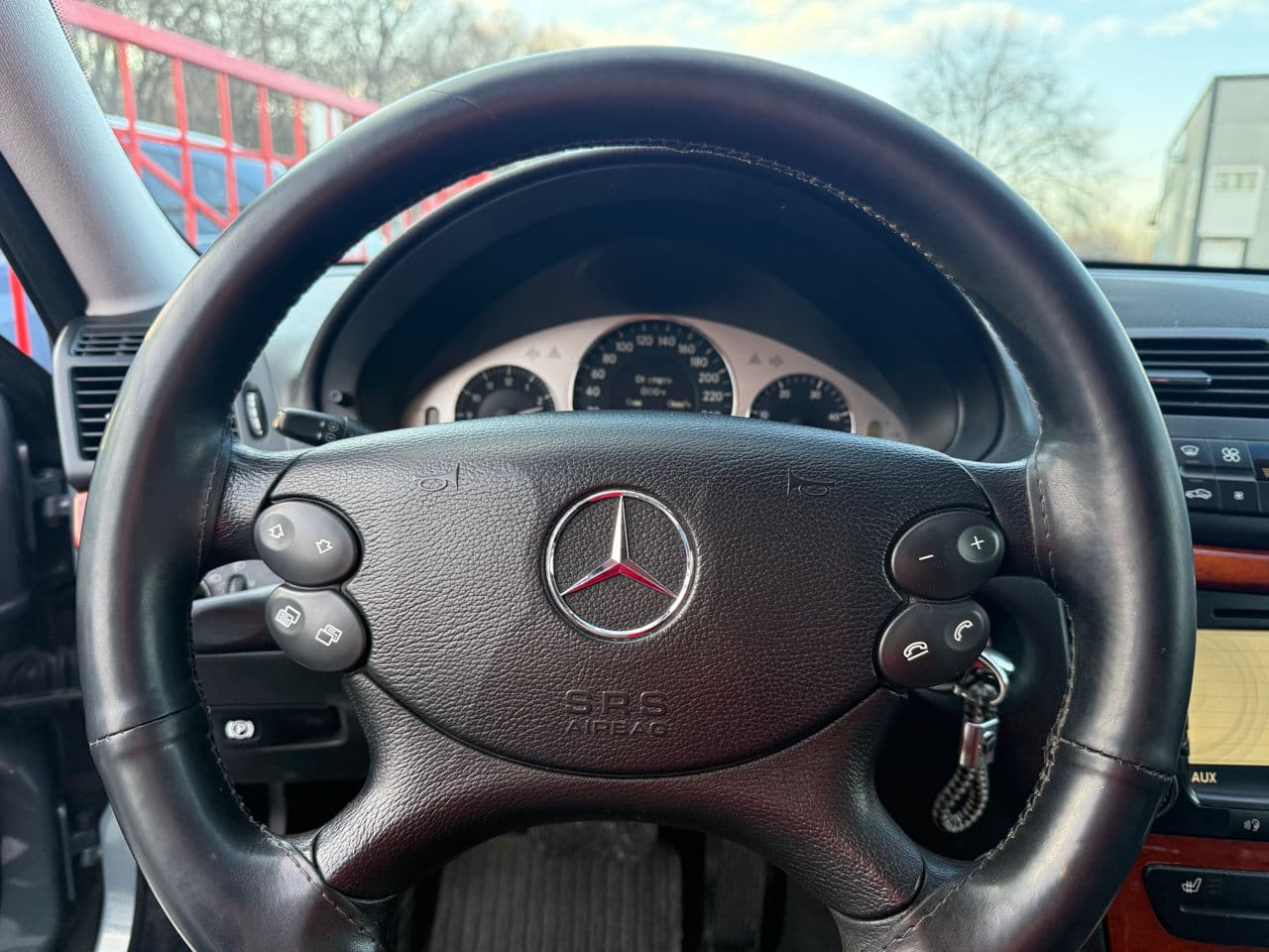 2006 Mercedes E 320 — Miniatură 9