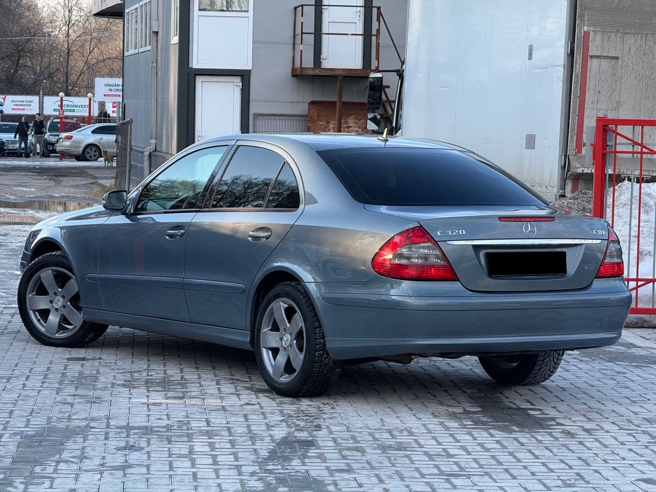 2006 Mercedes E 320 — Miniatură 2