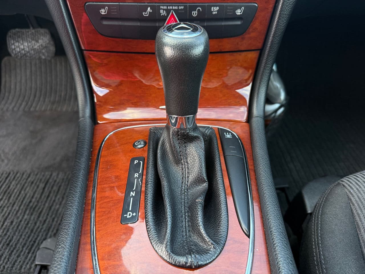 2006 Mercedes E 320 — Miniatură 11