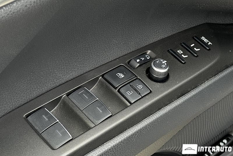 Toyota Camry 2022 — Миниатюра 18