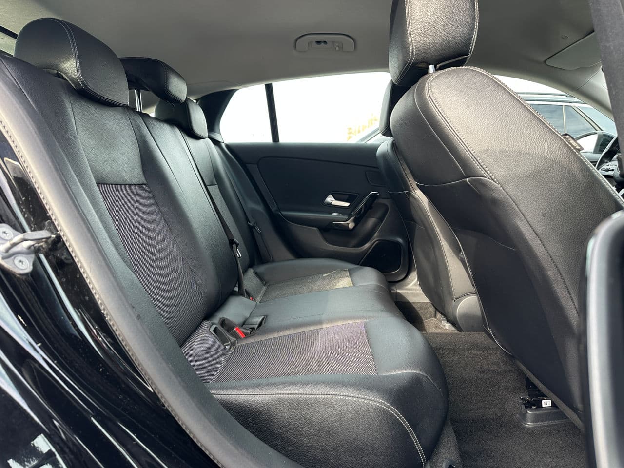 2019 Mercedes CLA 180d — Miniatură 19