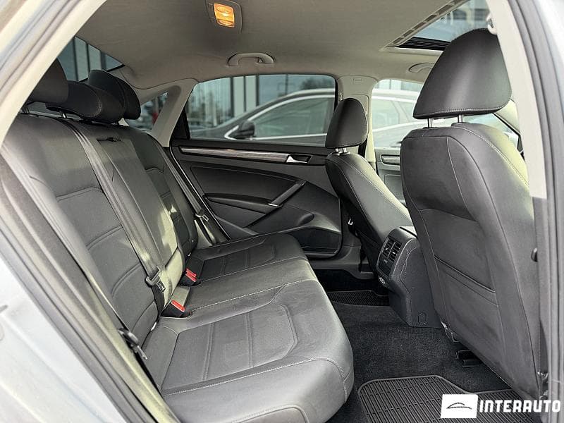 2019 Volkswagen Passat — Miniatură 19