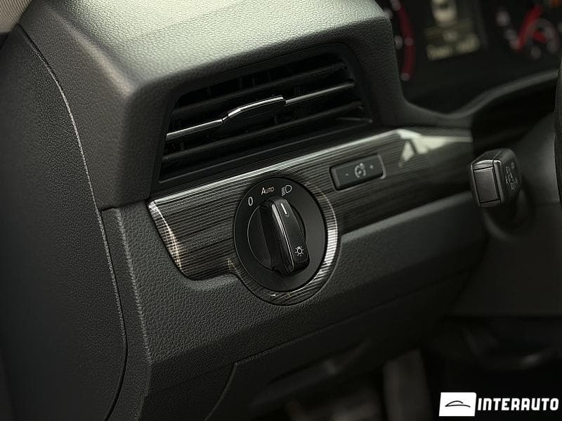 2019 Volkswagen Passat — Miniatură 12